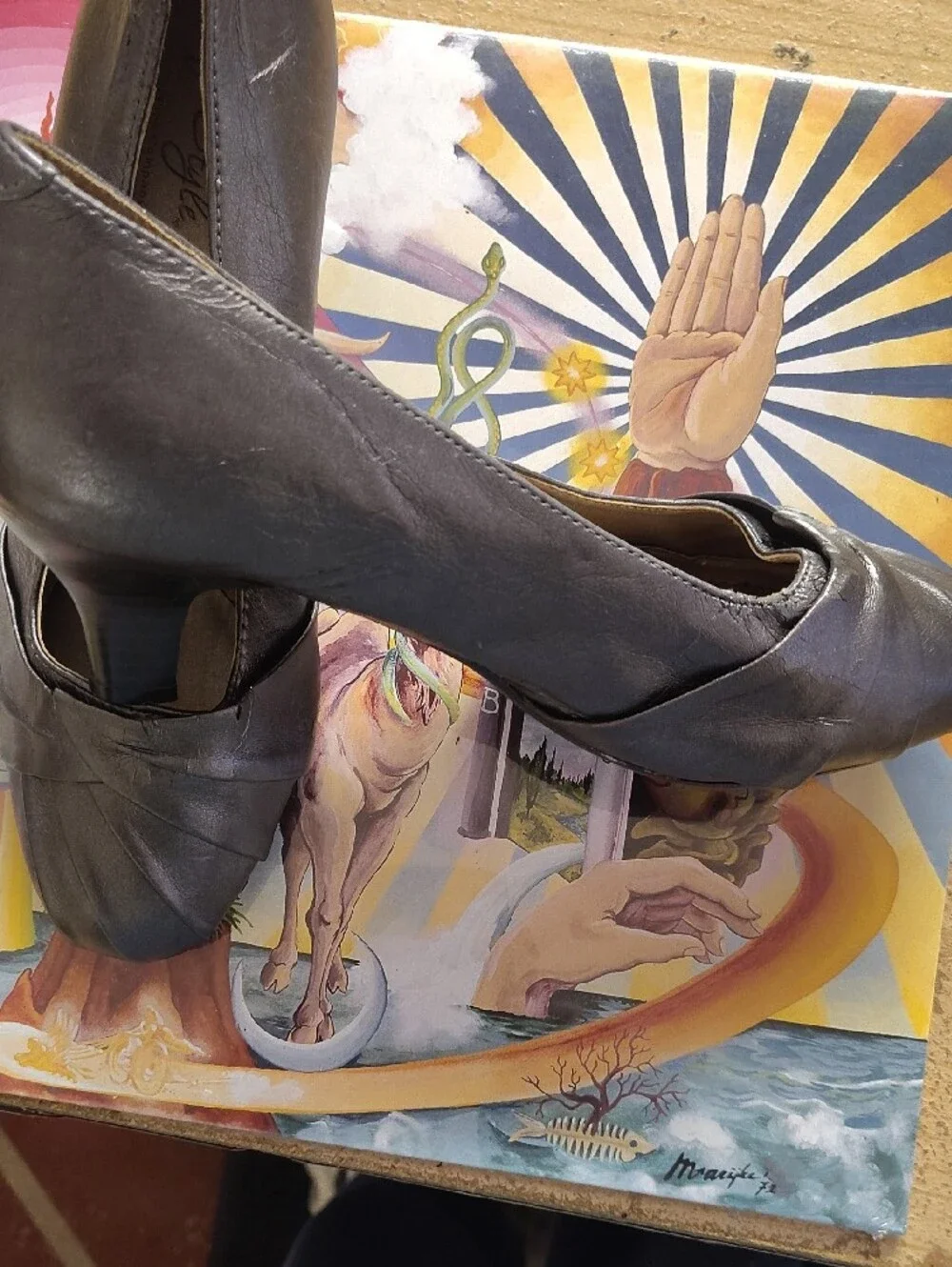 Soft Style Black Leather-Look Knot Ballet Flats